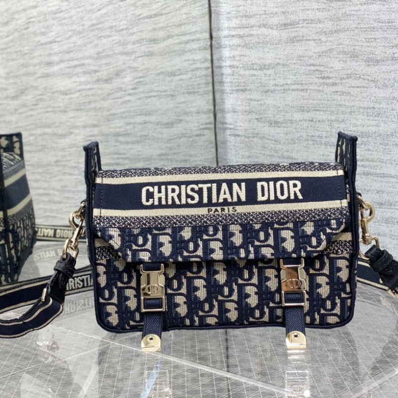 D*or satchel bags